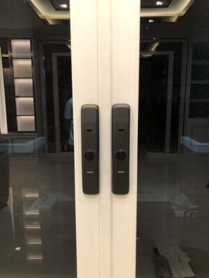 ประตูบานคู่ double_door_aluminum_philips_702face_back